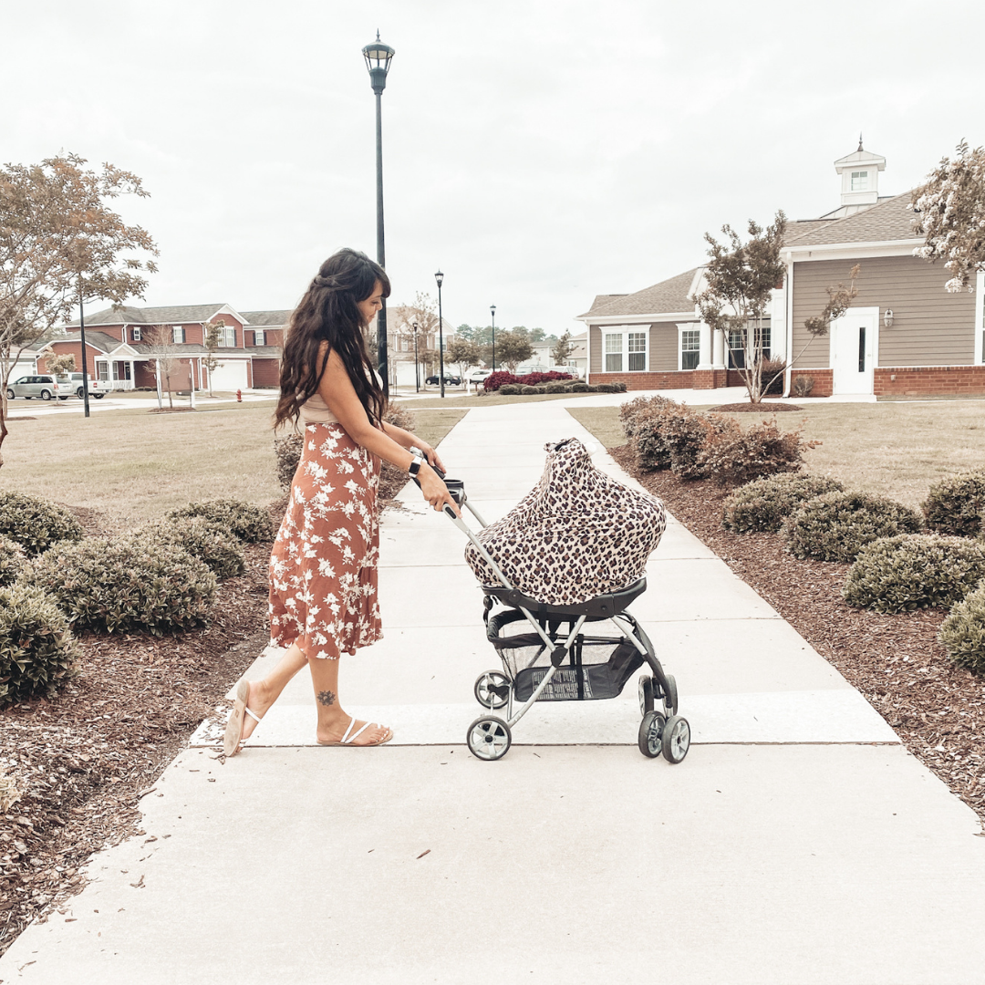 Mom Boss™ 4-in-1 Multi-Use Car Seat + Nursing Cover