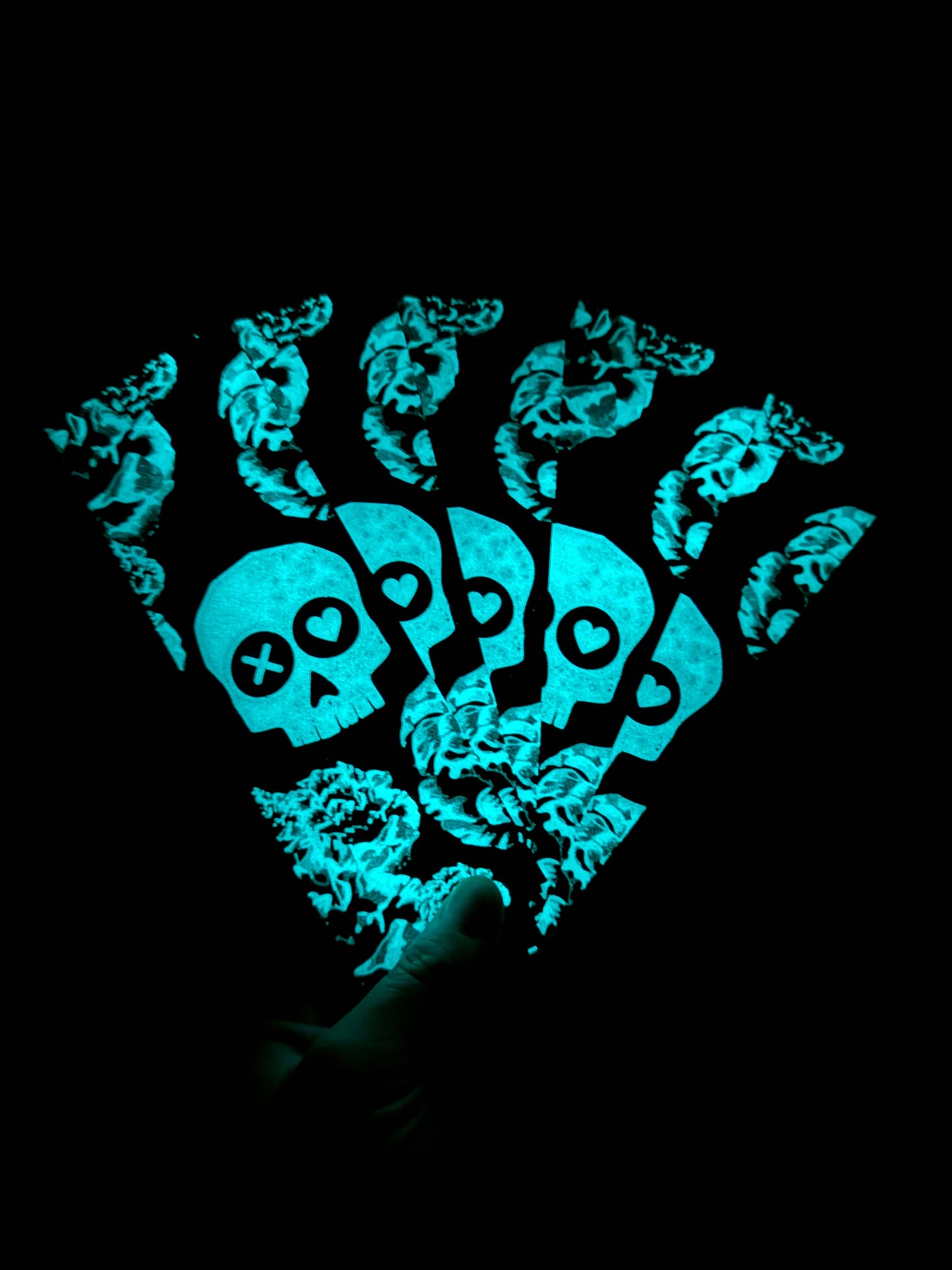 Skull Bookmark | Glow in the Dark | Dark Romance | Fantasy