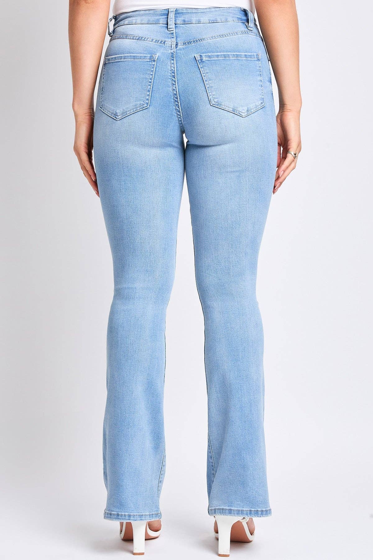 Essential Flare Jeans