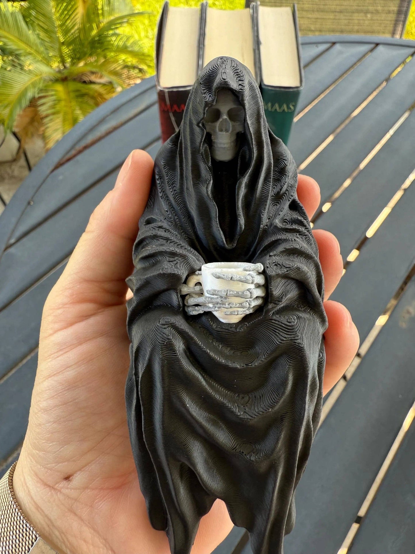 Reaper Shelf Sitter
