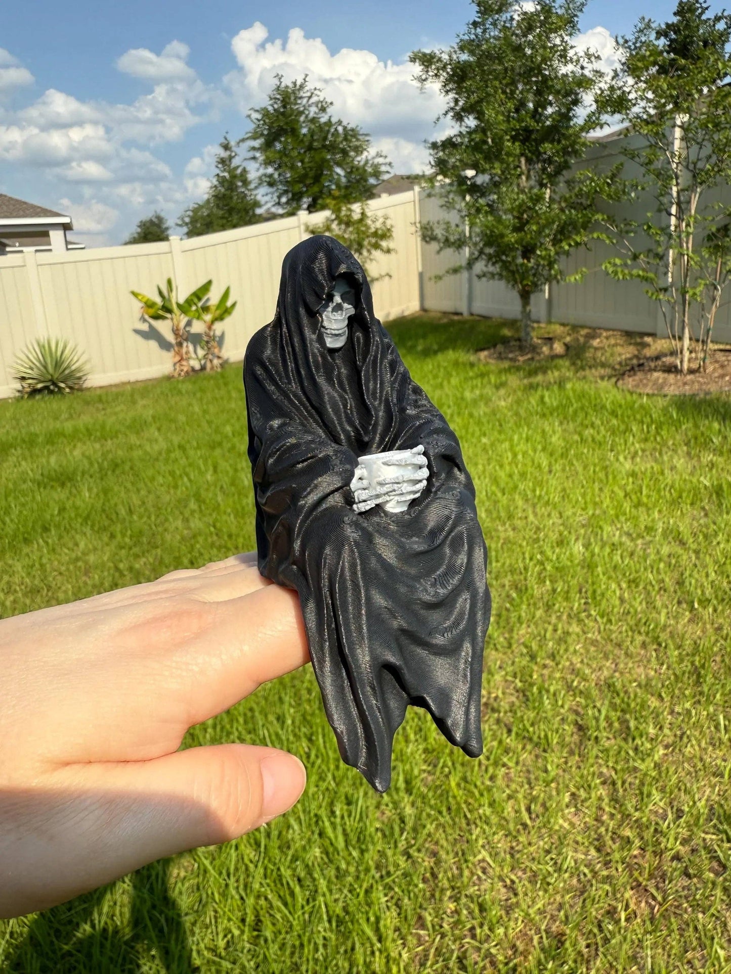 Reaper Shelf Sitter